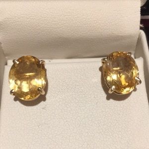 14K Yellow Gold Citrone Stud Earrings